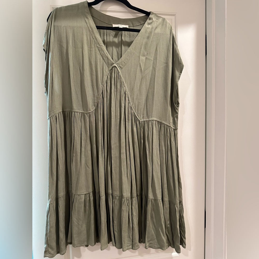 Chelsea & Violet Olive Green Top